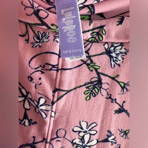 Winnie the Pooh Lula Roe leggings - Picture 2 of 4